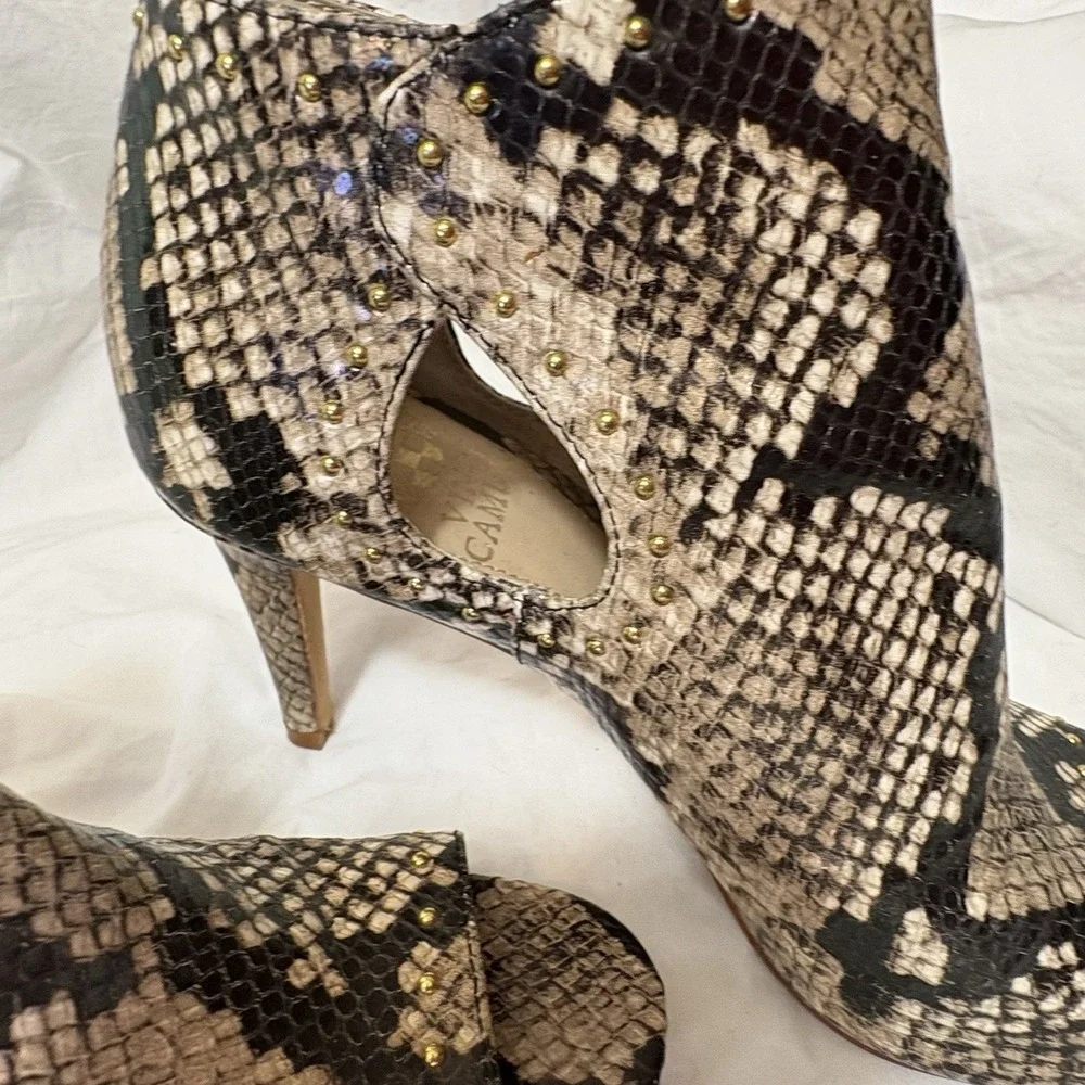 Vince Camuto Campbrel Snake Skin Peep Toe Stiletto Leather Bootie‎ Heels 6.5